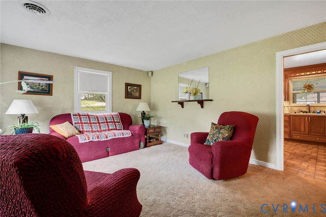 1569 Oak Lane, Manakin Sabot, VA 23103 1569 Oak Lane, Manakin Sabot, VA 23103