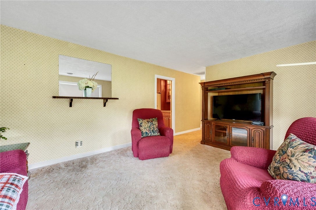 1569 Oak Lane, Manakin Sabot, VA 23103 1569 Oak Lane, Manakin Sabot, VA 23103