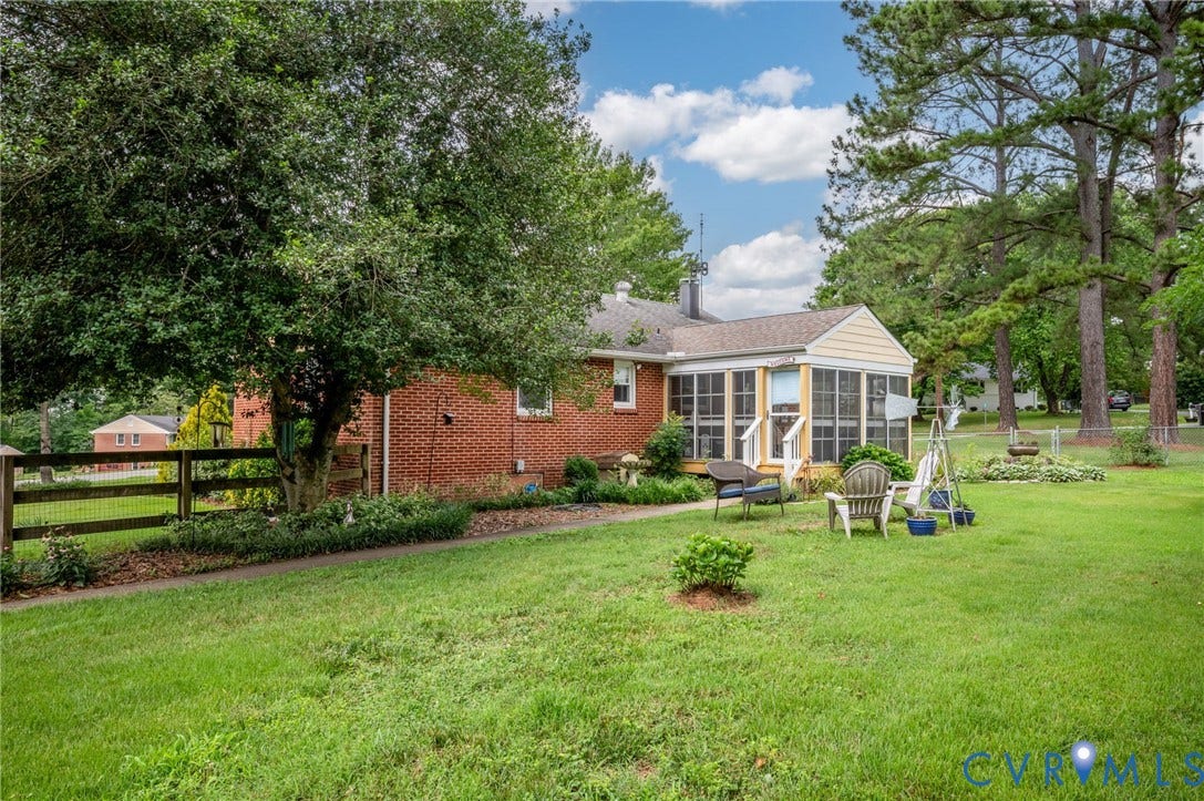 1569 Oak Lane, Manakin Sabot, VA 23103 1569 Oak Lane, Manakin Sabot, VA 23103