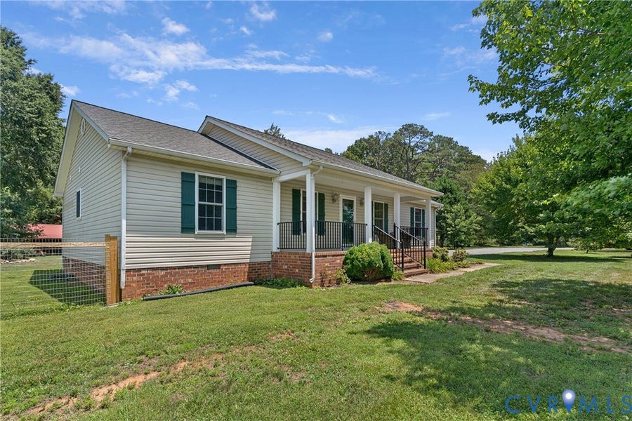 Property photo for 17143 Whitehouse Farm Drive, Beaverdam, VA
