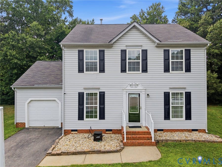 Property photo for 1304 Piney Ridge Court, Henrico, VA