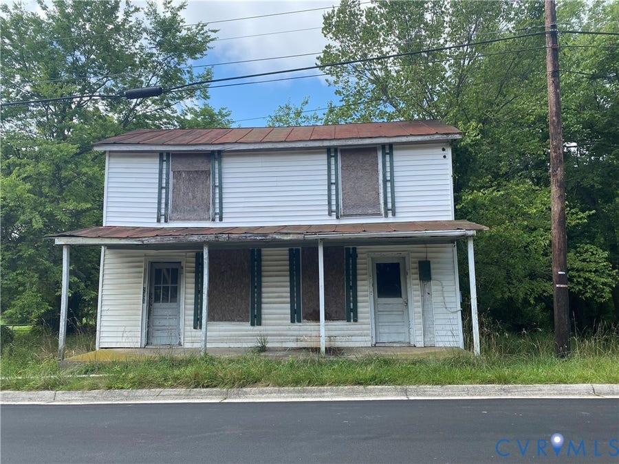 Property photo for 203 Plank Road, Farmville, VA
