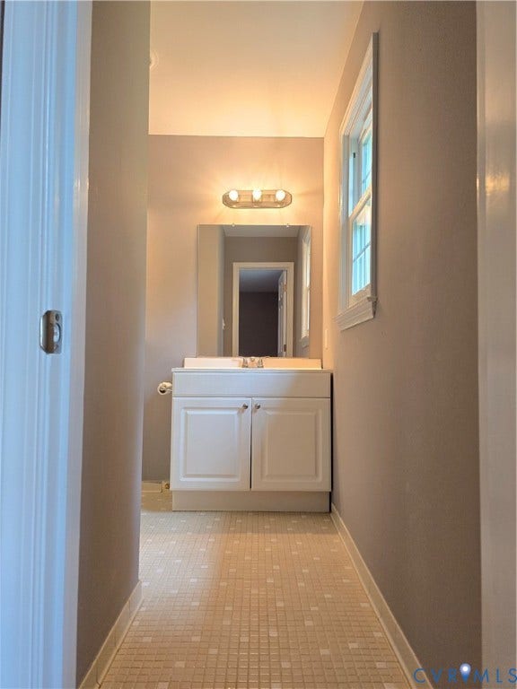3901 Buckland Place, Chester, VA 23831 Tile floors and tile shower