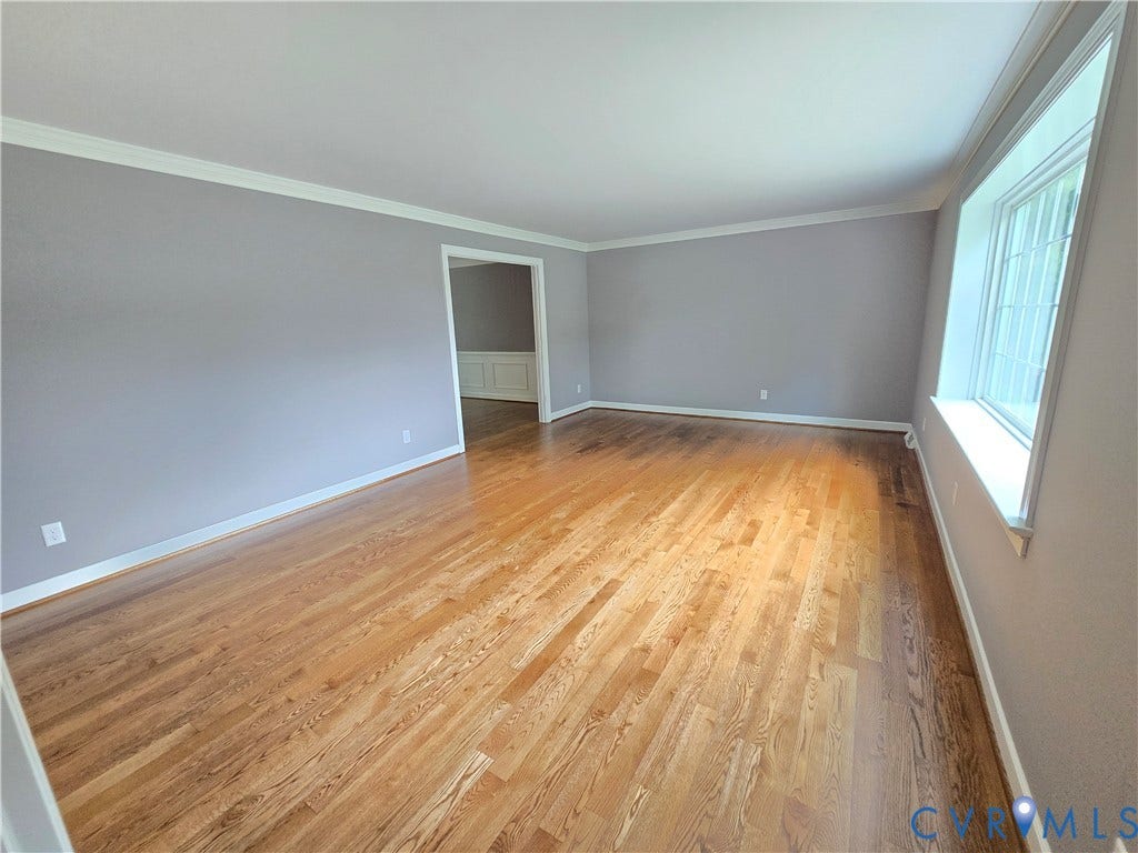 3901 Buckland Place, Chester, VA 23831 Hardwood floors and crown molding