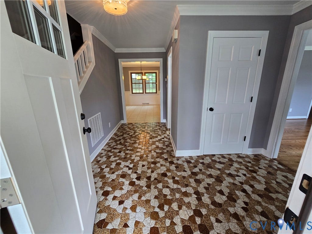 3901 Buckland Place, Chester, VA 23831 Foyer