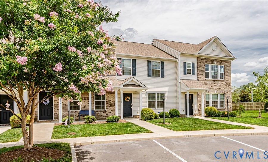 Property photo for 1324 Stone Ridge Park Loop, Henrico, VA