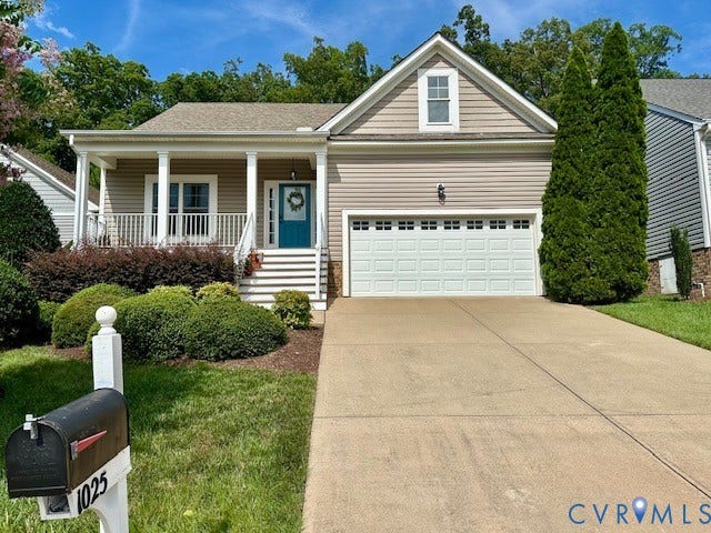 Property photo for 1025 Alcorn Terrace, Midlothian, VA