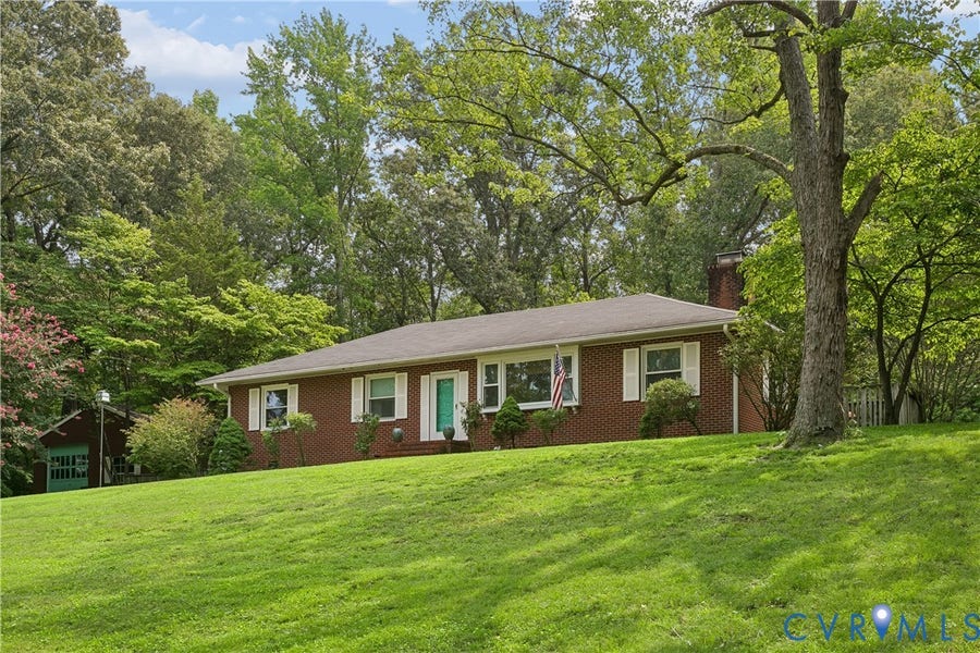 Property photo for 5411 N Courthouse Road, New Kent, VA