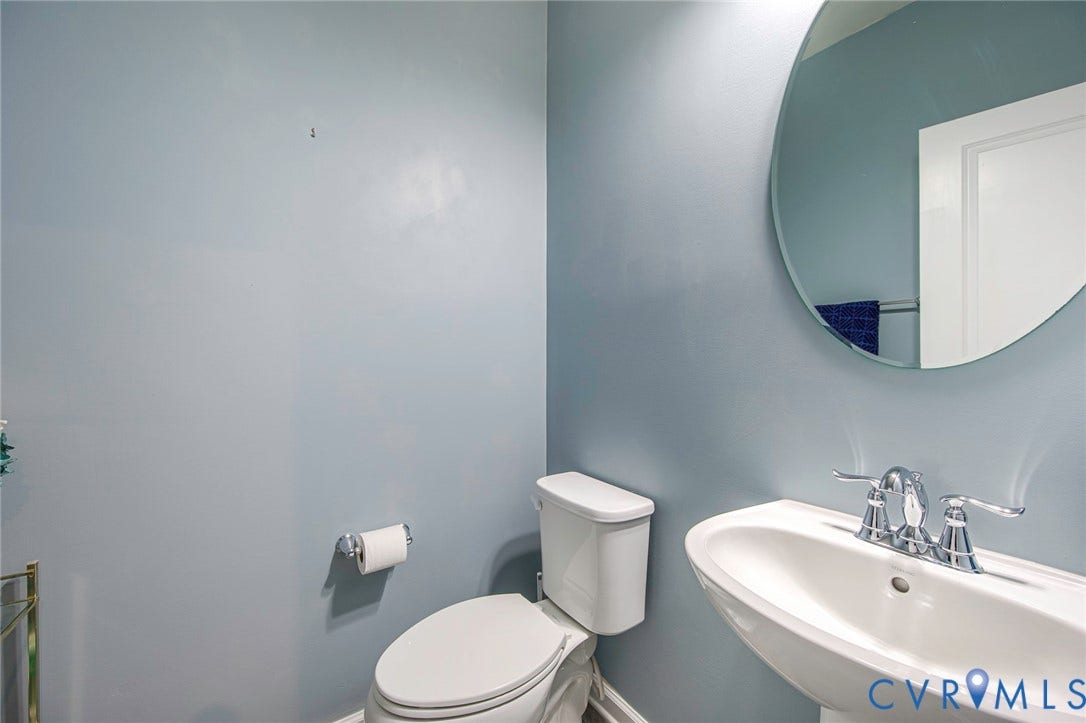 7956 Arbor Ponds Terrace, New Kent, VA 23124 First Level Half Bath