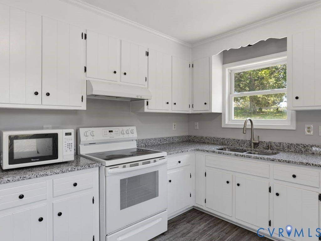 2109 Providence Place, North Chesterfield, VA 23236 2109 Providence Place, North Chesterfield, VA 23236