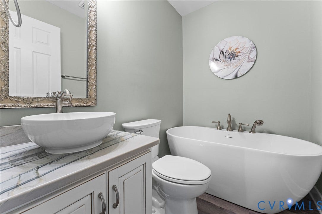 1496 Dorset Road, Powhatan, Powhatan, VA 23139 Hall Bathroom