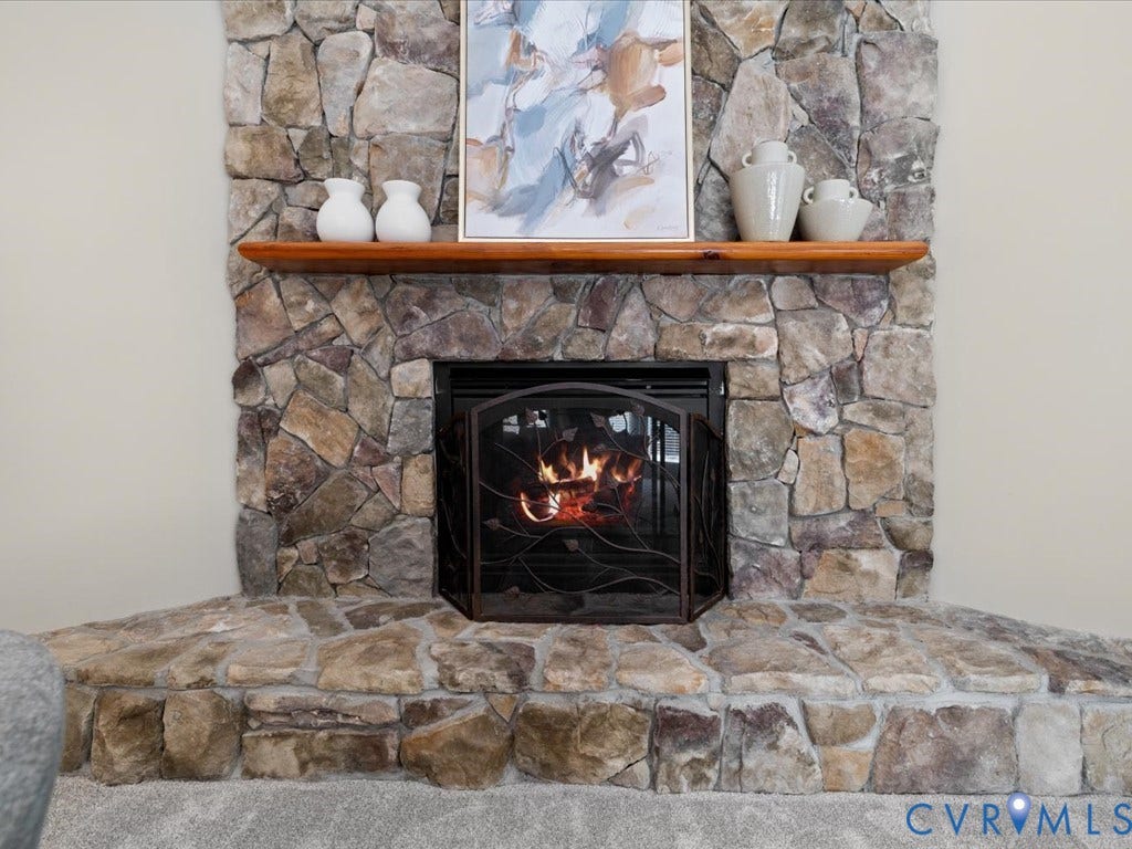 9630 Goneway Drive, Henrico, VA 23238 Gorgeous addition with Palladian windows, New Carpet, Corner stone fireplace, and 2 new remote controlled ceiling fans! Fireplace flames are AI.