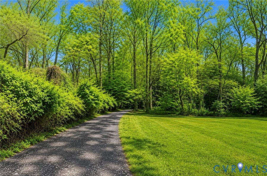 Property photo for 5940 Barberry Trail, Lorton, VA