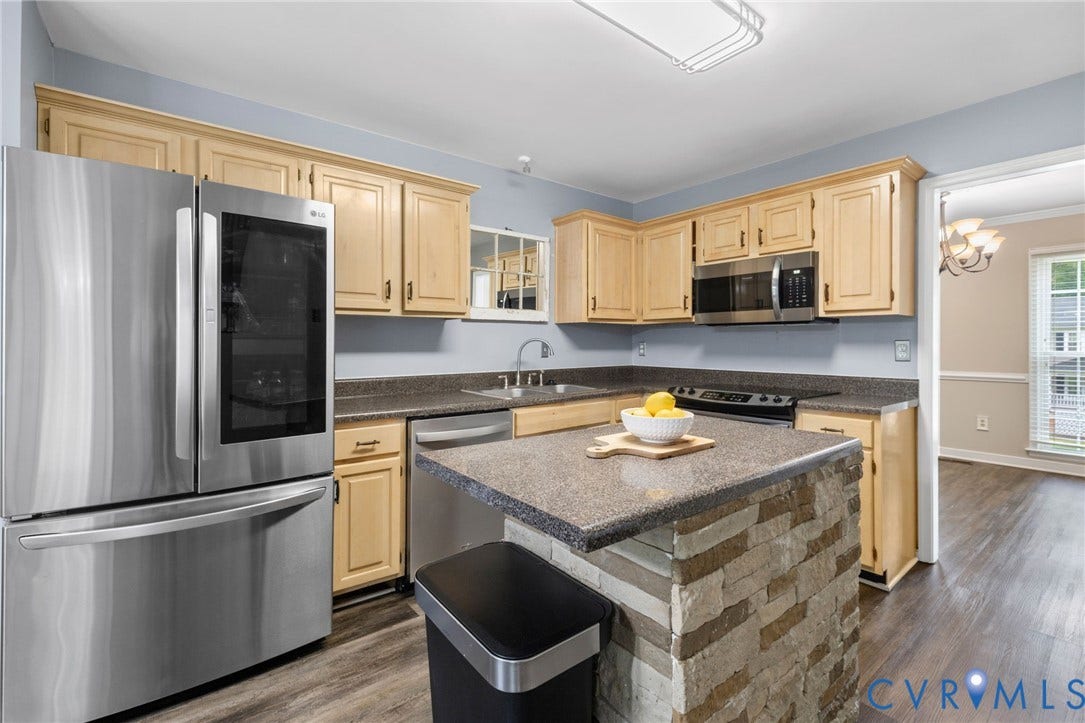 11017 Corryville Road, Brandon, North Chesterfield, VA 23236 LVP floor, island, newer stainless steel appliances