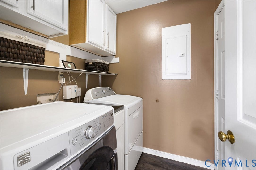 11017 Corryville Road, Brandon, North Chesterfield, VA 23236 Laundry room with LVP floors
