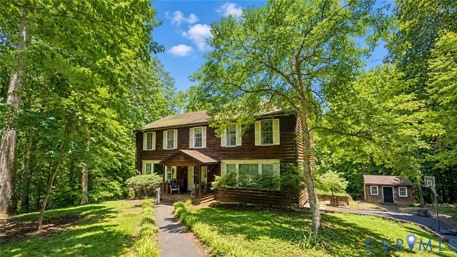 Property photo for 3 Elm Court, Palmyra, VA