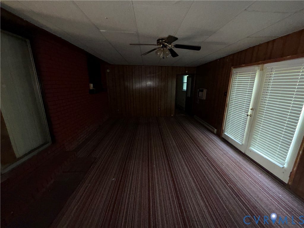 1121 E Booker Circle, Petersburg, VA 23803 1121 E Booker Circle, Petersburg, VA 23803