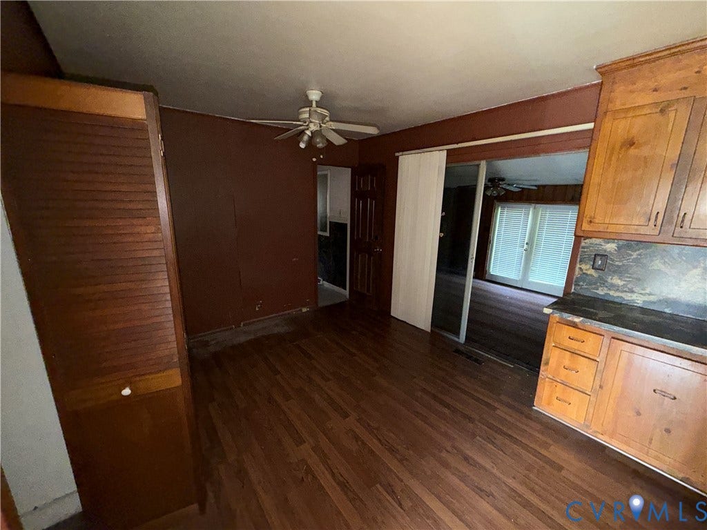 1121 E Booker Circle, Petersburg, VA 23803 1121 E Booker Circle, Petersburg, VA 23803