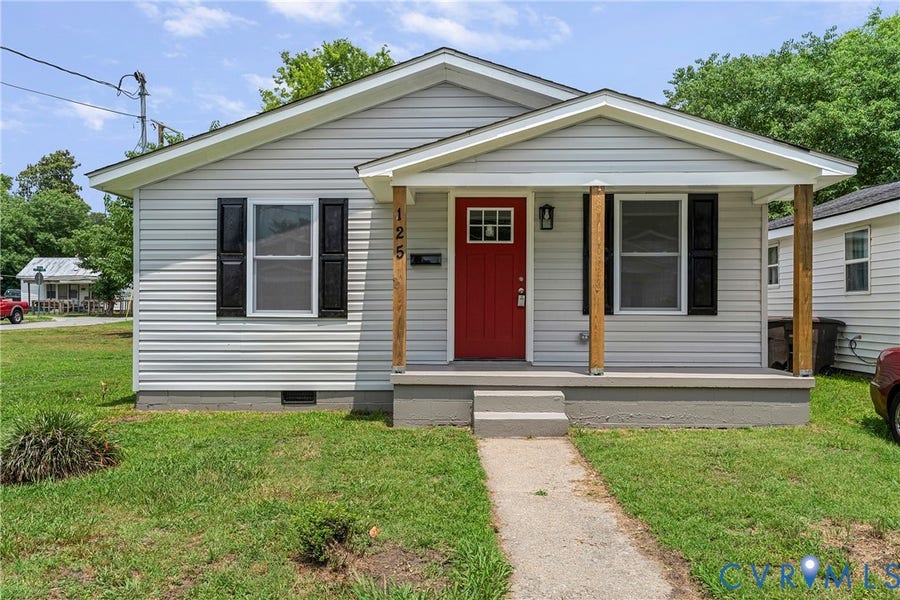Property photo for 125 Harris Avenue, Emporia, VA