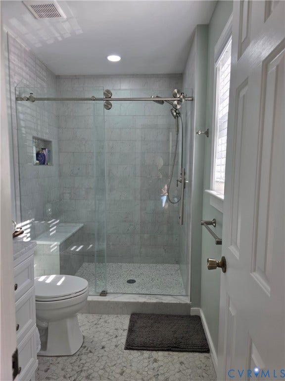 8511 Peaks Road, Hanover, VA 23069 Primary Bathroom