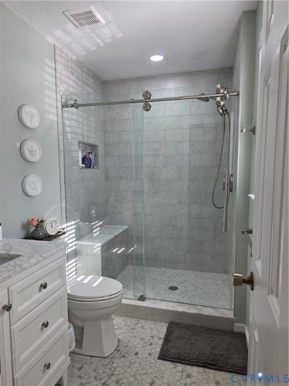 8511 Peaks Road, Hanover, VA 23069 Primary Bathroom