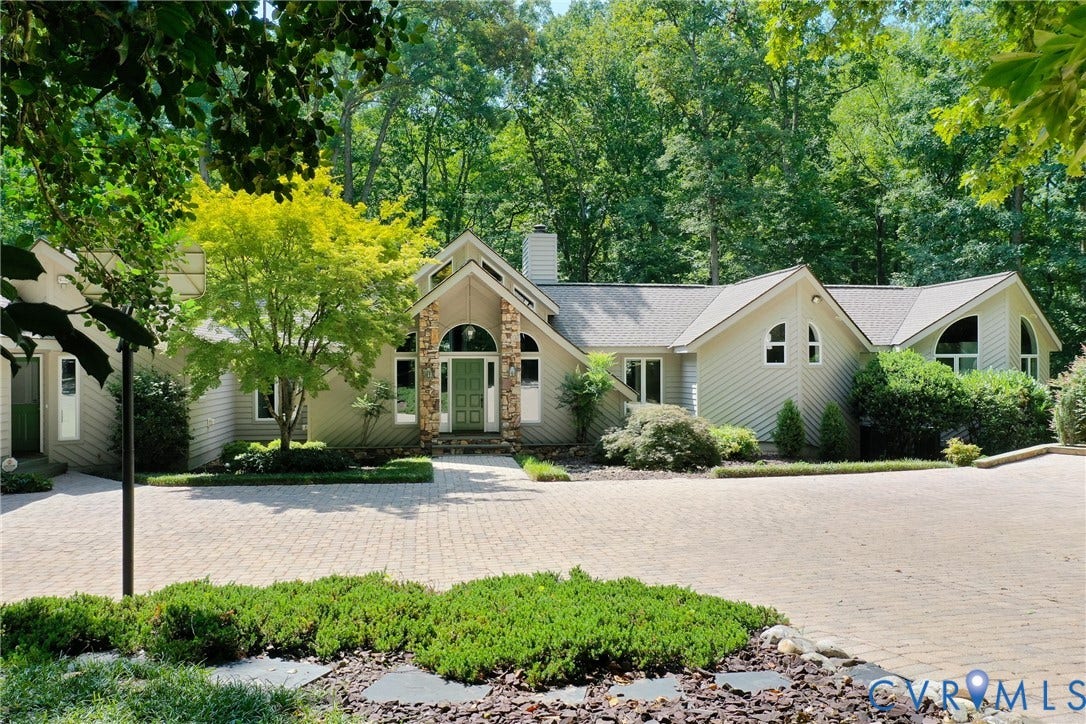 9 Deer Run Road, Hermitage/Kinloch Community, Manakin Sabot, VA 23103 9 Deer Run Road, Hermitage/Kinloch Community, Manakin Sabot, VA 23103