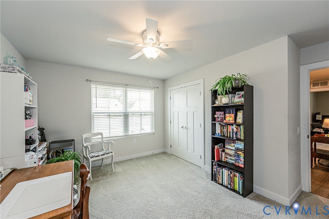 7627 E Danube Loop, New Kent, VA 23124 Neutral tone wall finishes