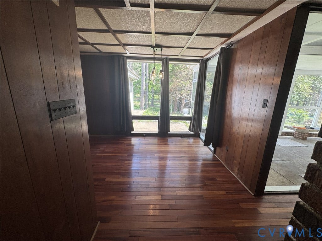 10309 Wycliff Road, Chesterfield, VA 23236 10309 Wycliff Road, Chesterfield, VA 23236
