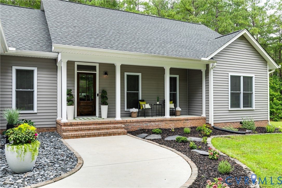 6113 Autumn Bluff Road, Powhatan, VA 23139 6113 Autumn Bluff Road, Powhatan, VA 23139