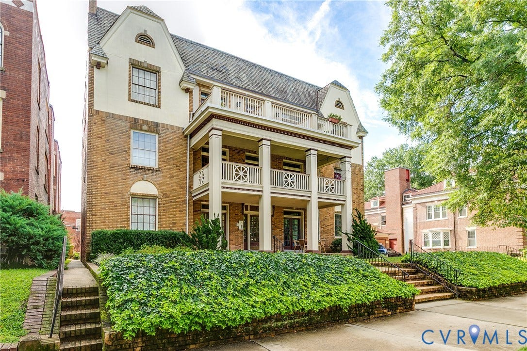Built in 1930, 303 S. Arthur Ashe is your city home.