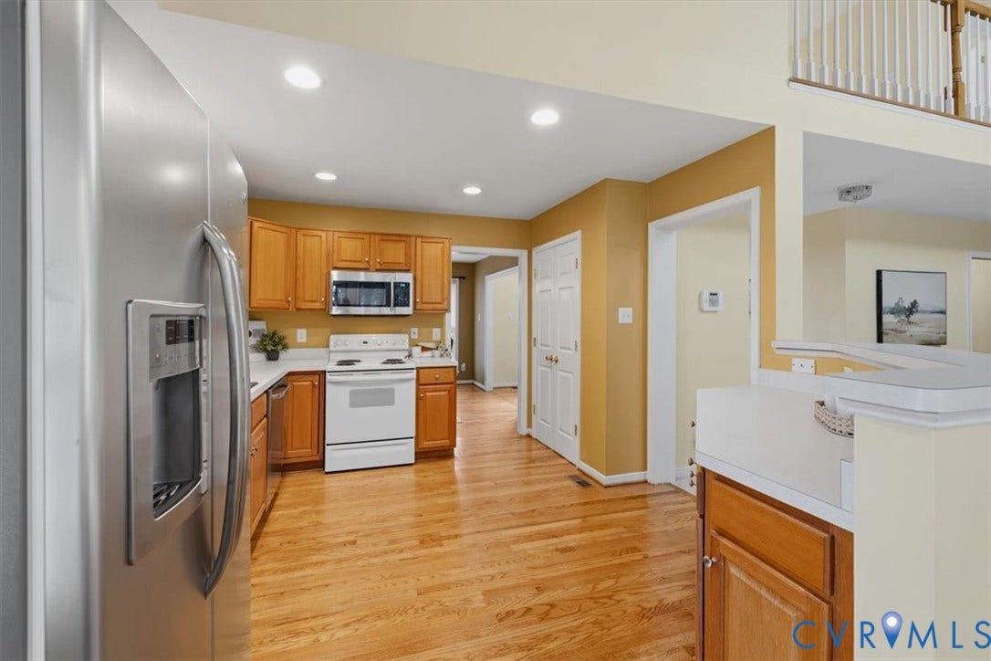 1824 Sidney Court, Glen Allen, VA 23059 Pantry closet