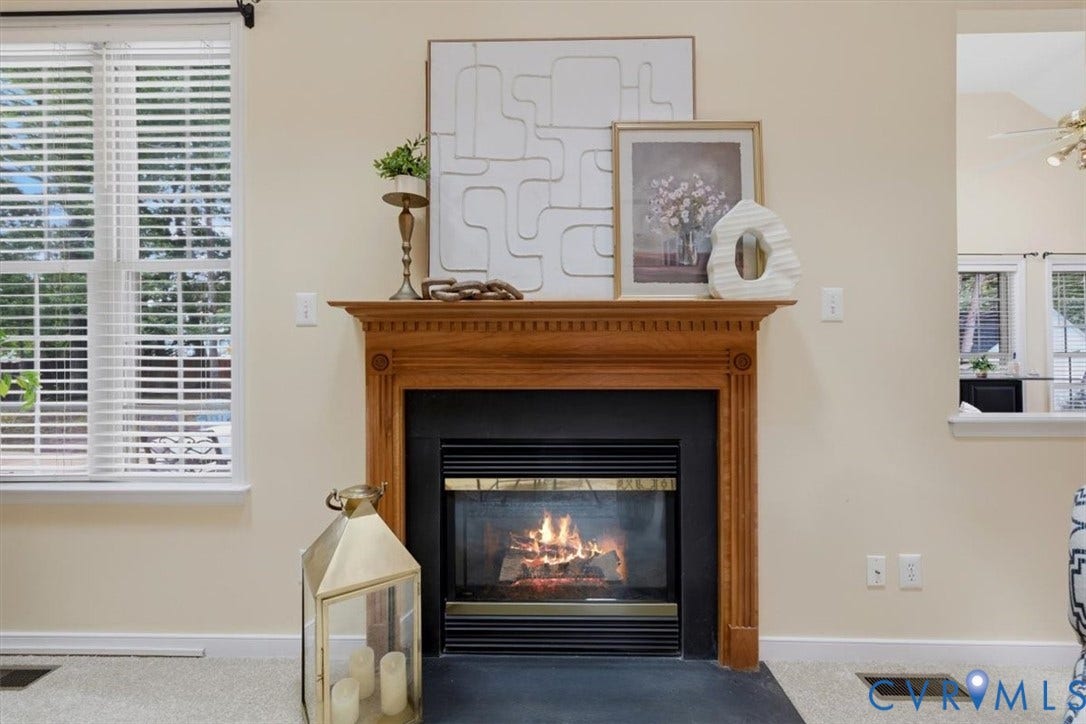 1824 Sidney Court, Glen Allen, VA 23059 Gas fireplace