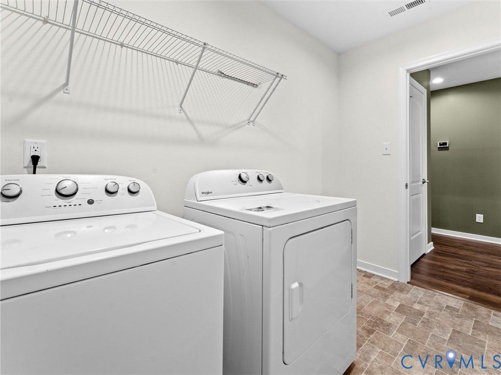 16701 Laurel Park Drive, Moseley, VA 23120 Laundry room