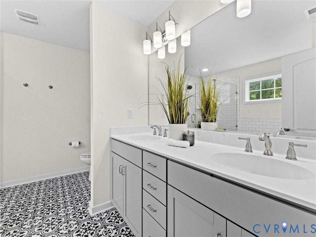 16701 Laurel Park Drive, Moseley, VA 23120 Bathroom