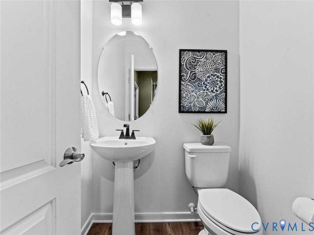 16701 Laurel Park Drive, Moseley, VA 23120 Bathroom