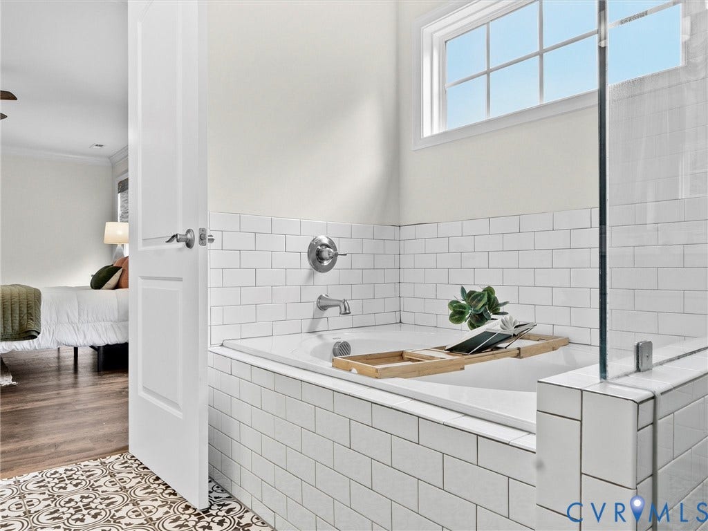 16701 Laurel Park Drive, Moseley, VA 23120 Bathroom