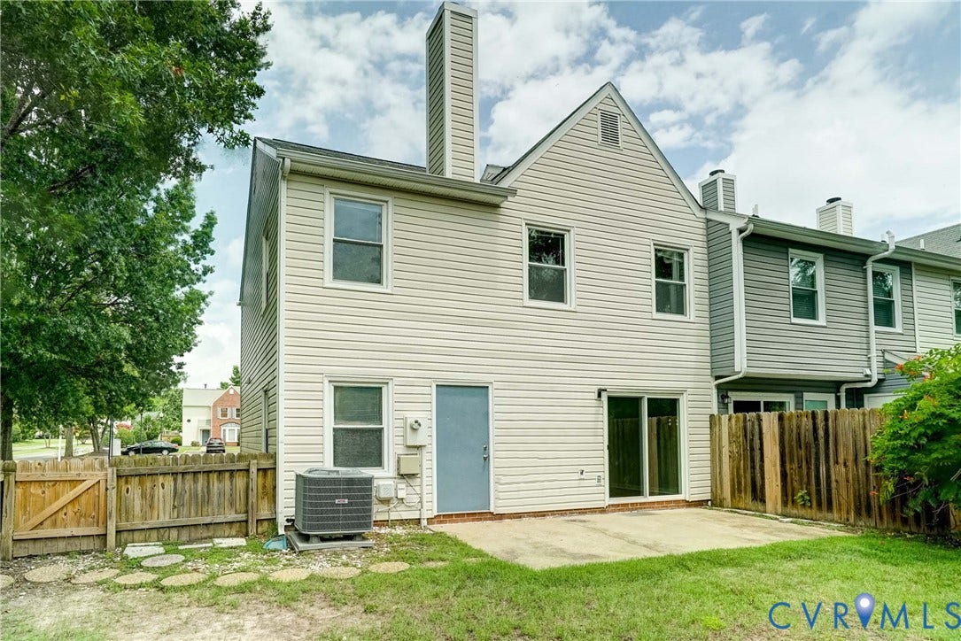 2221 High Bush Circle, Glen Allen, VA 23060 Back house