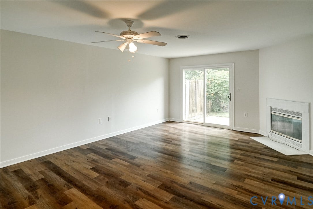 2221 High Bush Circle, Glen Allen, VA 23060 Living room