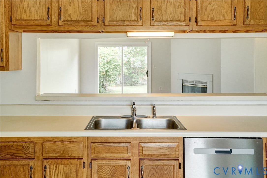 2221 High Bush Circle, Glen Allen, VA 23060 Kitchen