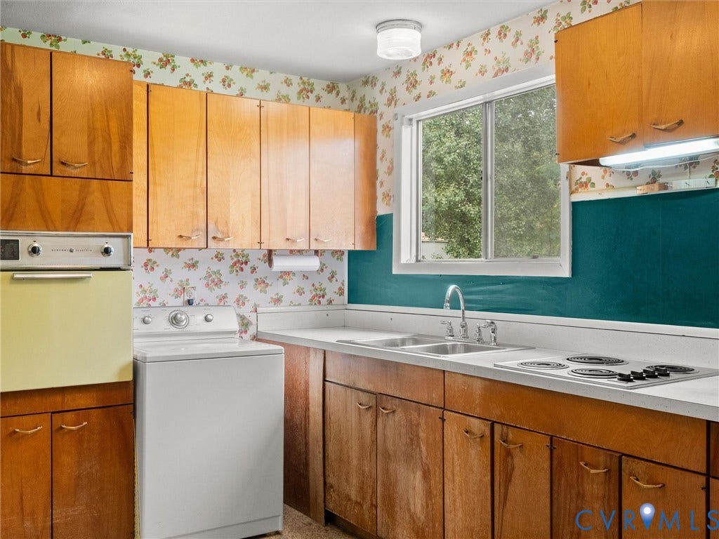 1810 Convair Lane, Woodman Terrace, Henrico, VA 23228 1810 Convair Lane, Woodman Terrace, Henrico, VA 23228