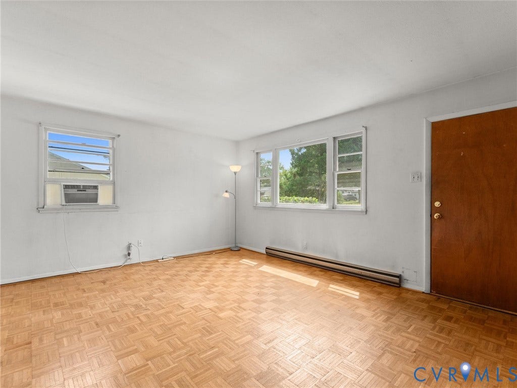 1810 Convair Lane, Woodman Terrace, Henrico, VA 23228 GREAT ROOM