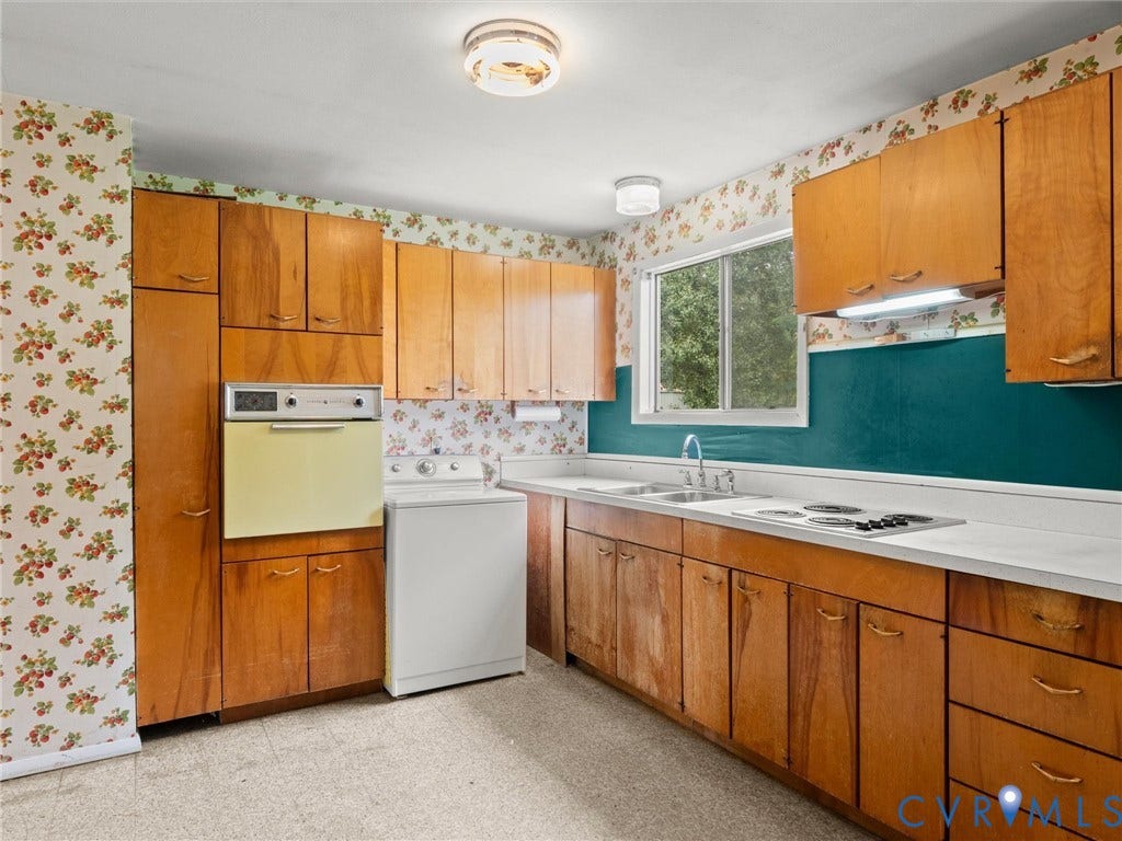 1810 Convair Lane, Woodman Terrace, Henrico, VA 23228 1810 Convair Lane, Woodman Terrace, Henrico, VA 23228