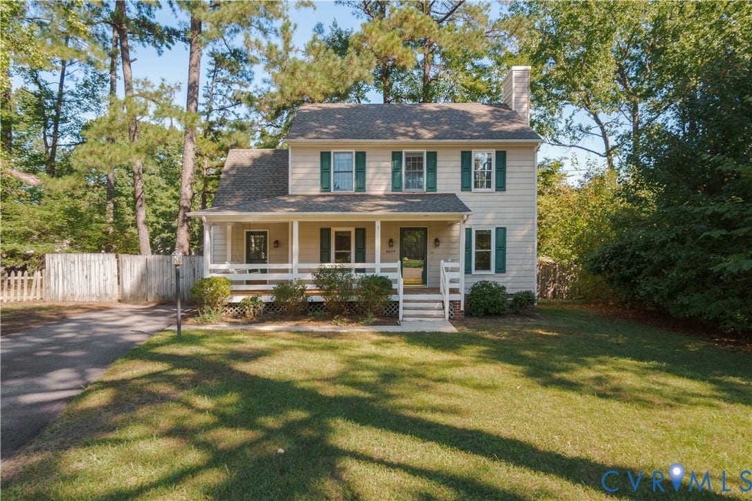 Situated at the end of the cul-de-sac in desirable Short Pump Area