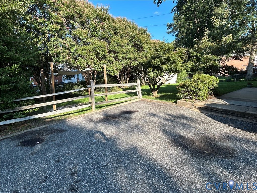 9314 Newhall Road, Henrico, VA 23229 9314 Newhall Road, Henrico, VA 23229