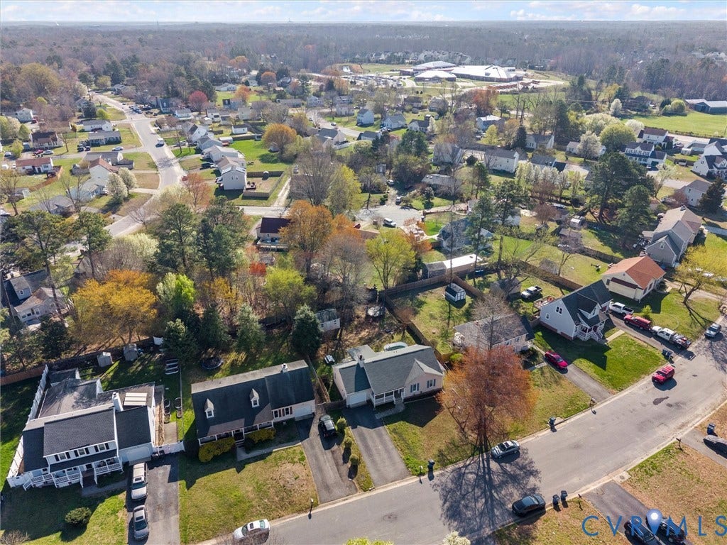 7323 Pineleaf Drive, Chesterfield, VA 23234 Residential neighborhood with established homes and mature trees