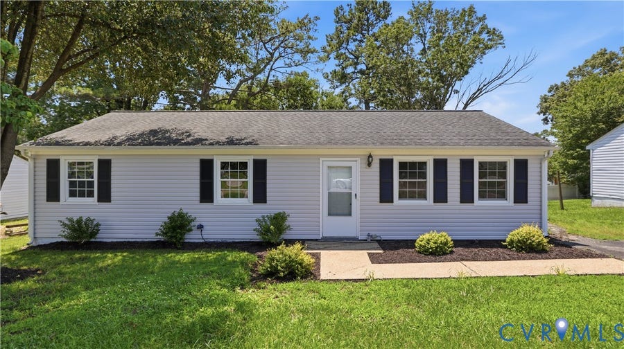 Property photo for 3702 Settlers Lane, Hopewell, VA