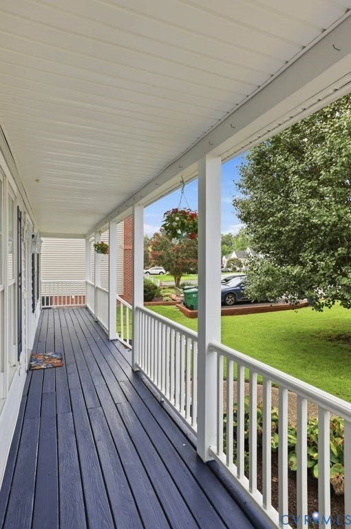 9437 Willow Ridge Drive, Glen Allen, VA 23060 Expansive covered front porch with a wood-finish floor and white railings