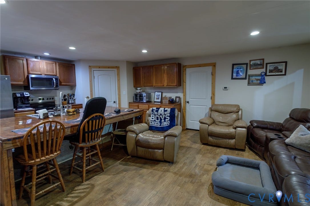 2266 High Rock Road, Cumberland, VA 23040