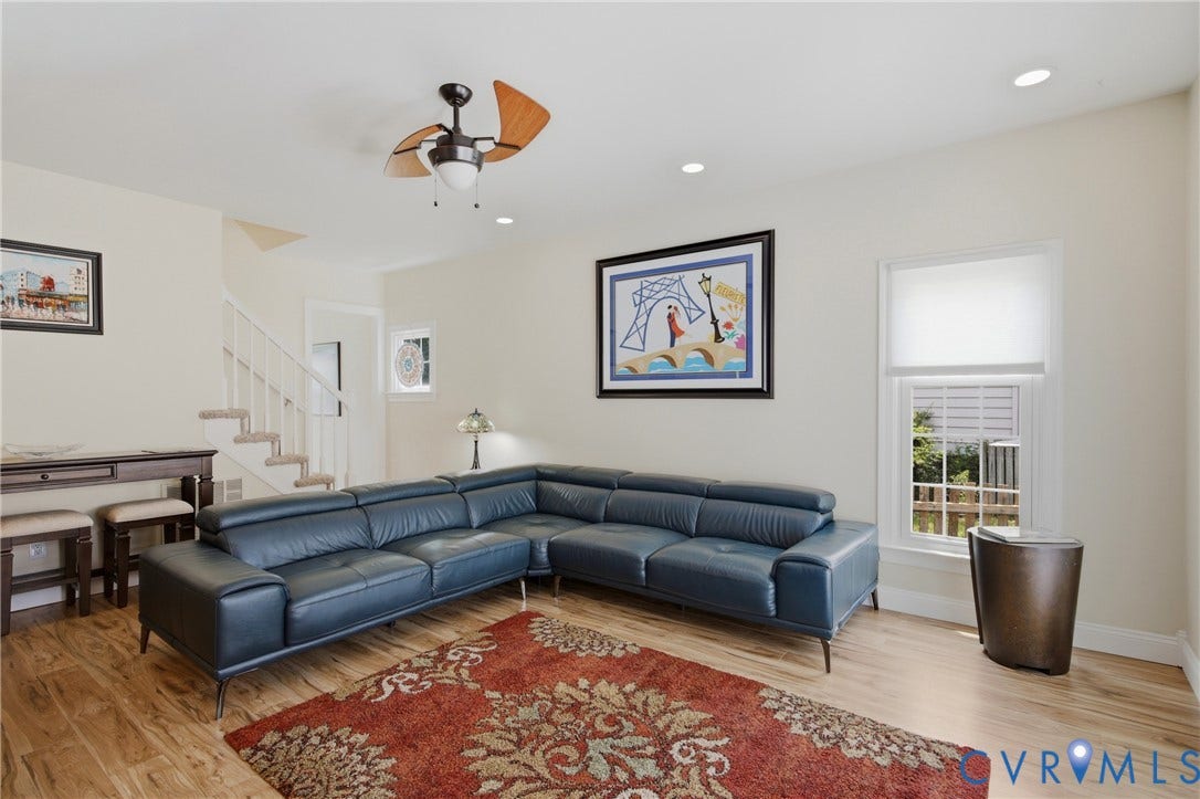 6212 Winsted Court, Wyndham, Glen Allen, VA 23059 Entertaining made fun!