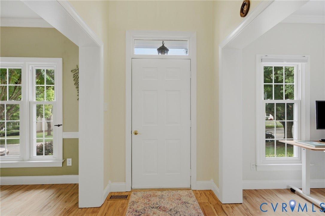 6212 Winsted Court, Wyndham, Glen Allen, VA 23059 2-Story Foyer